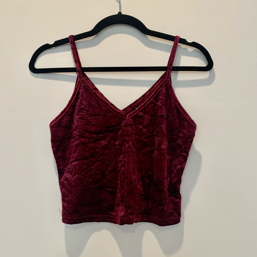 Vintage 90s style burgundy crushed velvet spaghetti strap tank top sz M